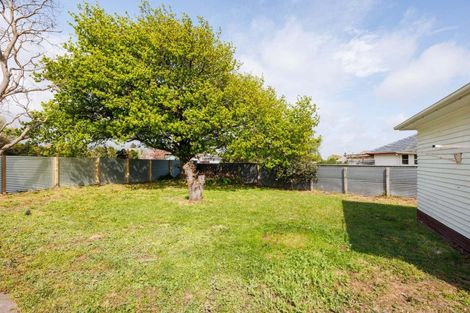 Photo of property in 16 Avon Terrace, Roslyn, Palmerston North, 4414