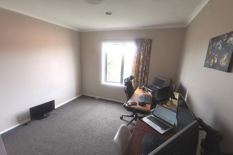 Photo of property in Tuscany Towers, 84/1 Ambrico Place, New Lynn, Auckland, 0600