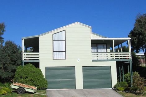 Photo of property in 169 Holborn Drive, Stokes Valley, Lower Hutt, 5019