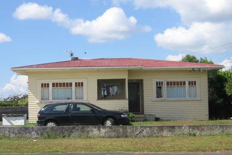 Photo of property in 2/37 Wattle Street, New Lynn, Auckland, 0600