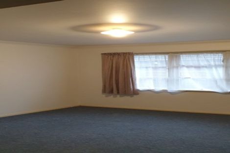 Photo of property in 28 Gibbons Street, Upper Hutt Central, Upper Hutt, 5018