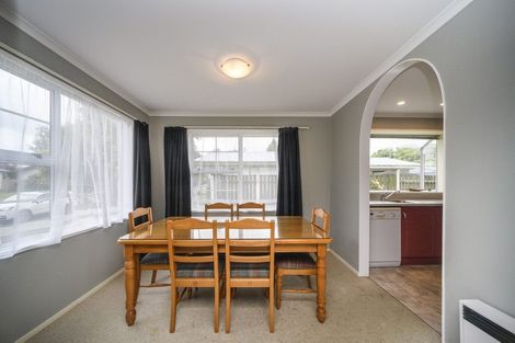 Photo of property in 23 Humphries Place, Awapuni, Palmerston North, 4412