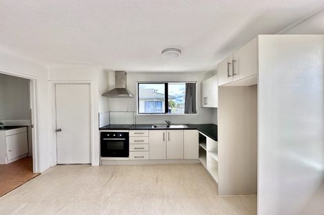 Photo of property in 38 Burundi Avenue, Clendon Park, Auckland, 2103