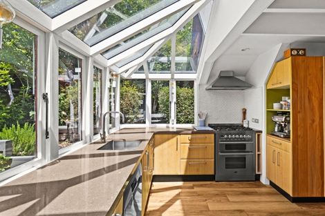 Photo of property in 77 Kopanga Road, Havelock North, 4130