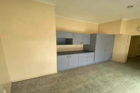Photo of property in 16 Botanical Road, Takaro, Palmerston North, 4412