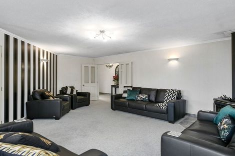 Photo of property in 142 Hagart-alexander Drive, Mosgiel, 9024