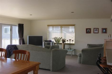 Photo of property in 11 Marram Place, Mangawhai Heads, Mangawhai, 0505