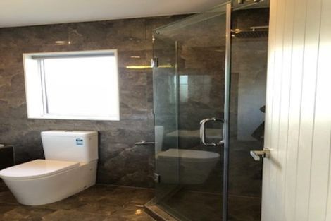 Photo of property in 19 Cheval Drive, Totara Vale, Auckland, 0629