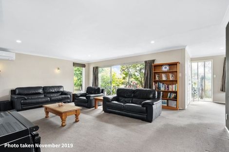 Photo of property in 25 Ambleside Drive, Burnside, Christchurch, 8053