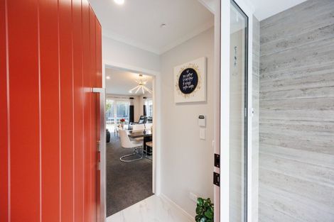 Photo of property in 9 Ivy Lane, Kelvin Grove, Palmerston North, 4414