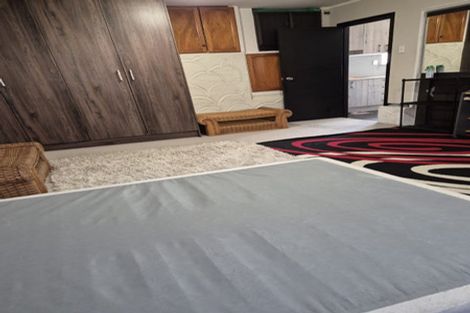 Photo of property in 208 Don Buck Road, Massey, Auckland, 0614