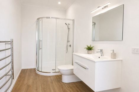 Photo of property in 10/19 Collins Avenue, Tawa, Wellington, 5028