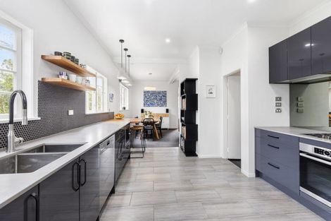 Photo of property in 5 Troon Crescent, Boulcott, Lower Hutt, 5010