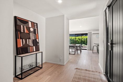 Photo of property in 6 Kerrera Lane, Jacks Point, Queenstown, 9371