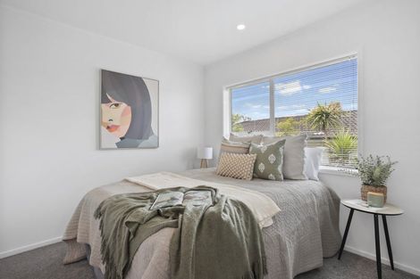 Photo of property in 1/38 Divich Avenue, Te Atatu South, Auckland, 0610