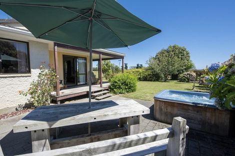 Photo of property in 24 Taylors Road, Otaki, 5583