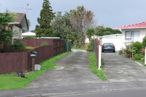 Photo of property in 16 Newland Grove, Henderson, Auckland, 0610