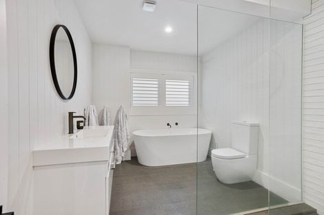 Photo of property in 119 West End Road, Westmere, Auckland, 1022