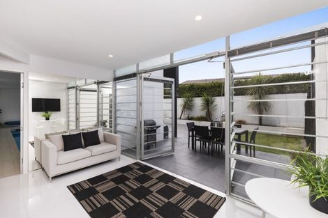 Photo of property in 12 Harry Ell Drive, Cashmere, Christchurch, 8022