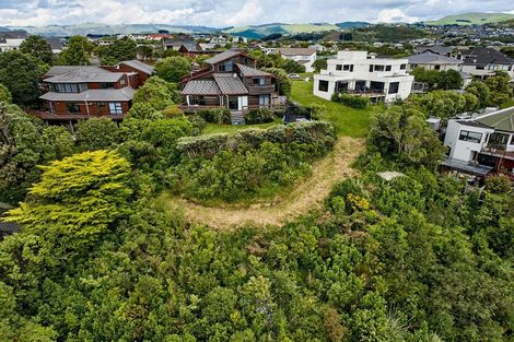 Photo of property in 44 Molyneux Close, Whitby, Porirua, 5024
