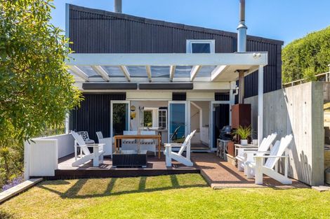 Photo of property in 25 Delamore Drive, Oneroa, Waiheke Island, 1081