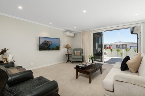 Photo of property in 63 The Boulevard, Papamoa Beach, Papamoa, 3118