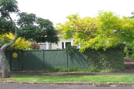 Photo of property in 41 Calgary Street, Mount Eden, Auckland, 1041