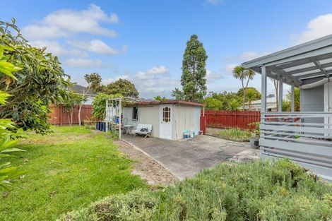 Photo of property in 1/88 Tirimoana Road, Te Atatu South, Auckland, 0602