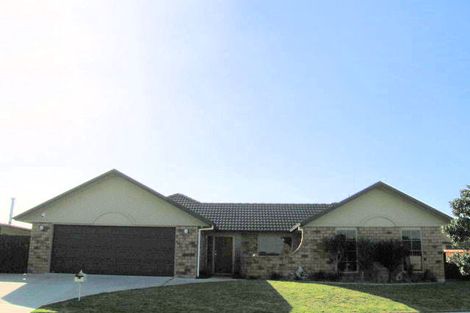 Photo of property in 18 Nicole Place, Papamoa Beach, Papamoa, 3118