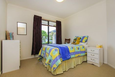 Photo of property in 26 Brittany Drive, Henderson, Auckland, 0612