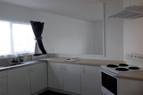 Photo of property in 4/25 Solveig Place, Randwick Park, Auckland, 2105