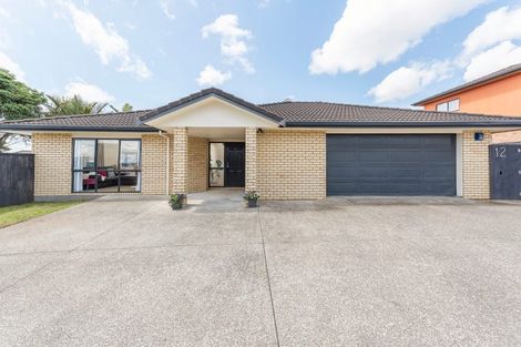 Photo of property in 12 Reybert Place, Massey, Auckland, 0614