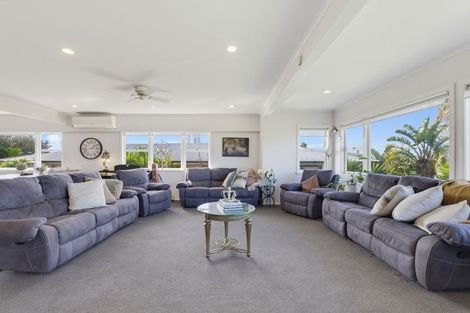 Photo of property in 2 Bickerstaffe Road, Maungaturoto, 0520