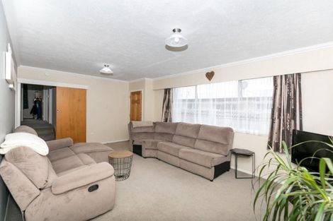 Photo of property in 44 Dalton Crescent, Dinsdale, Hamilton, 3204