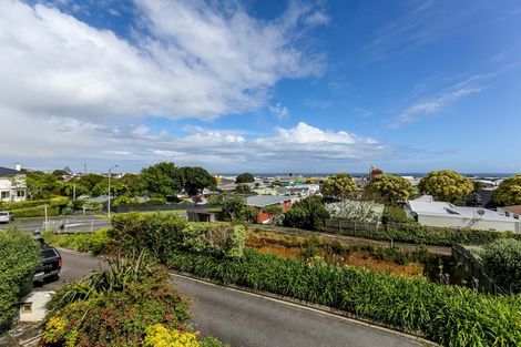 Photo of property in 85a Eliot Street, New Plymouth, 4310
