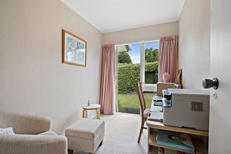 Photo of property in 8a Levaut Place, Half Moon Bay, Auckland, 2012