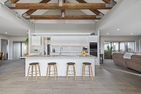 Photo of property in 98 Bushlake Way, Kingseat, Papakura, 2580