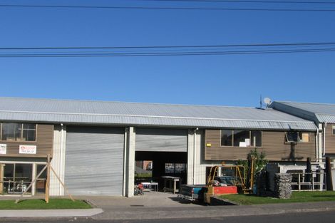 Photo of property in 1/111 Old Wairoa Road, Papakura, 2110