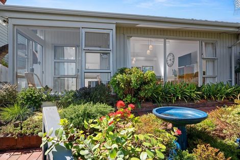 Photo of property in 9/66 Victoria Road, Devonport, Auckland, 0624