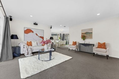 Photo of property in 125 Wayne Francis Drive, Flat Bush, Auckland, 2016