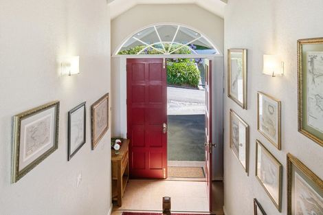 Photo of property in 12 Tensing Place, Khandallah, Wellington, 6035