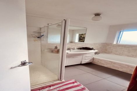 Photo of property in 2 Cosy Place, Howick, Auckland, 2014