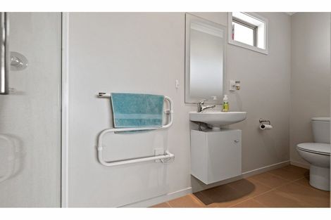 Photo of property in 35/64 Kawaha Point Road, Kawaha Point, Rotorua, 3010