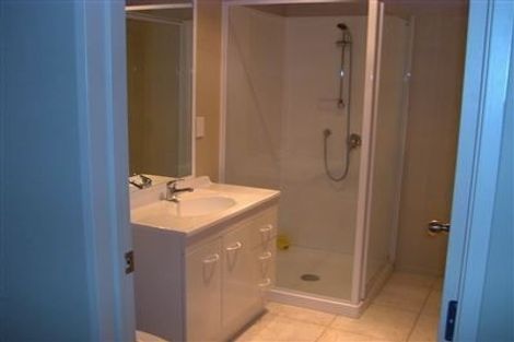 Photo of property in 24 Toledo Avenue, Henderson, Auckland, 0612