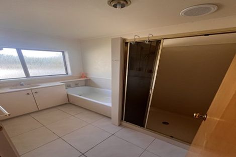 Photo of property in 26 Andrea Place, Sunnyhills, Auckland, 2010