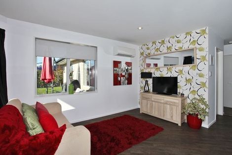 Photo of property in 8 Horomaka Street, Pegasus, 7612