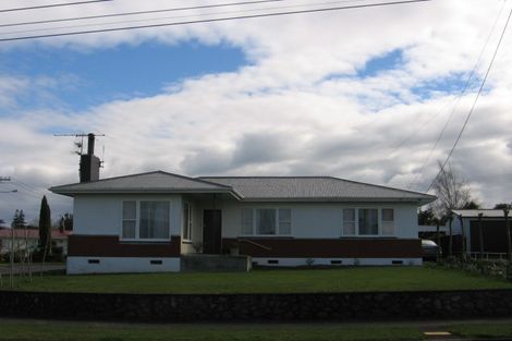 Photo of property in 13 Wavell Crescent, Lansdowne, Masterton, 5810