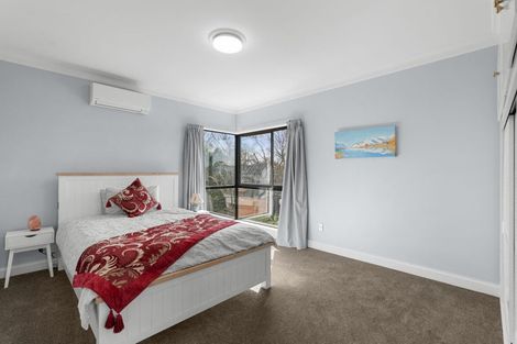 Photo of property in 6 Golden Elm Lane, Upper Riccarton, Christchurch, 8041