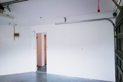 Photo of property in 2/20 Steeple Rise, Pakuranga, Auckland, 2010