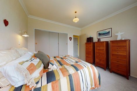 Photo of property in 42 Read Street, Levin, 5510